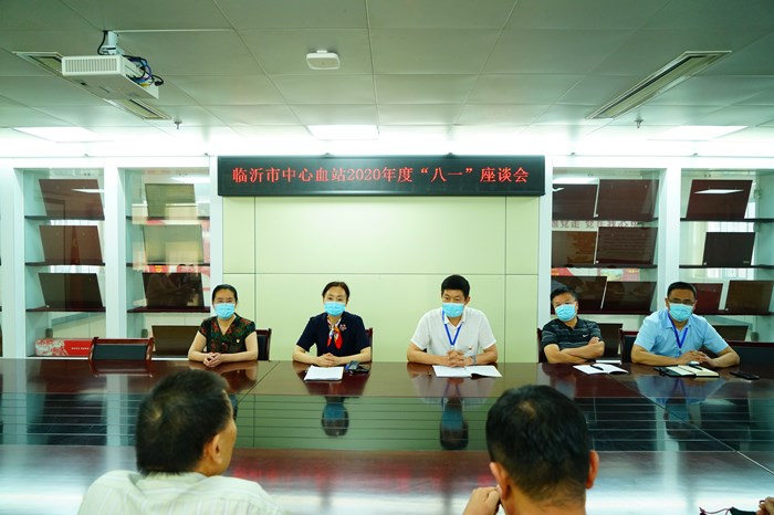 八一座谈会1.jpg