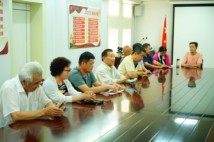 八一座谈会2.jpg